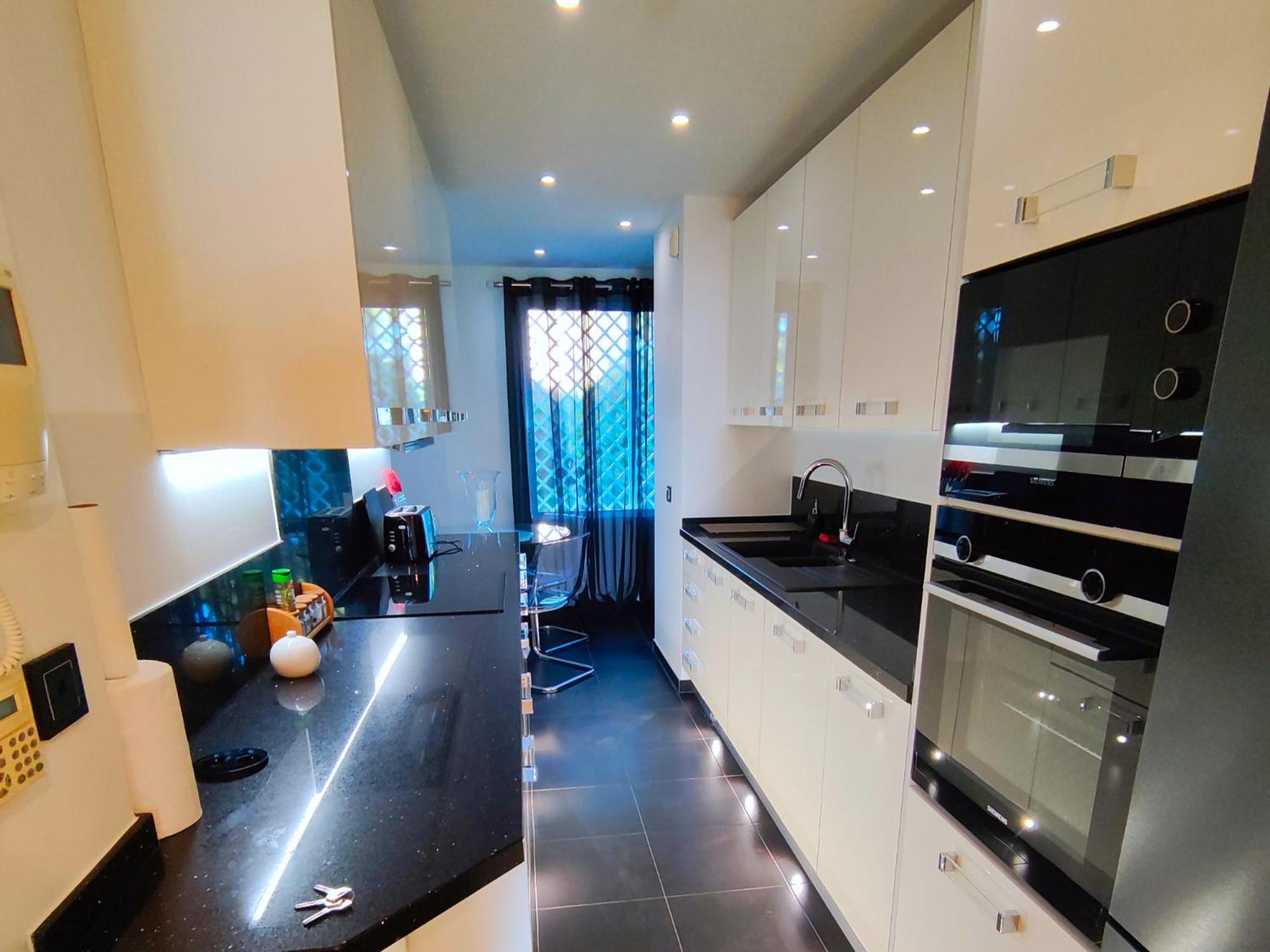 Luxury Frontline Residence Ehhouse Estepona Bagian luar foto