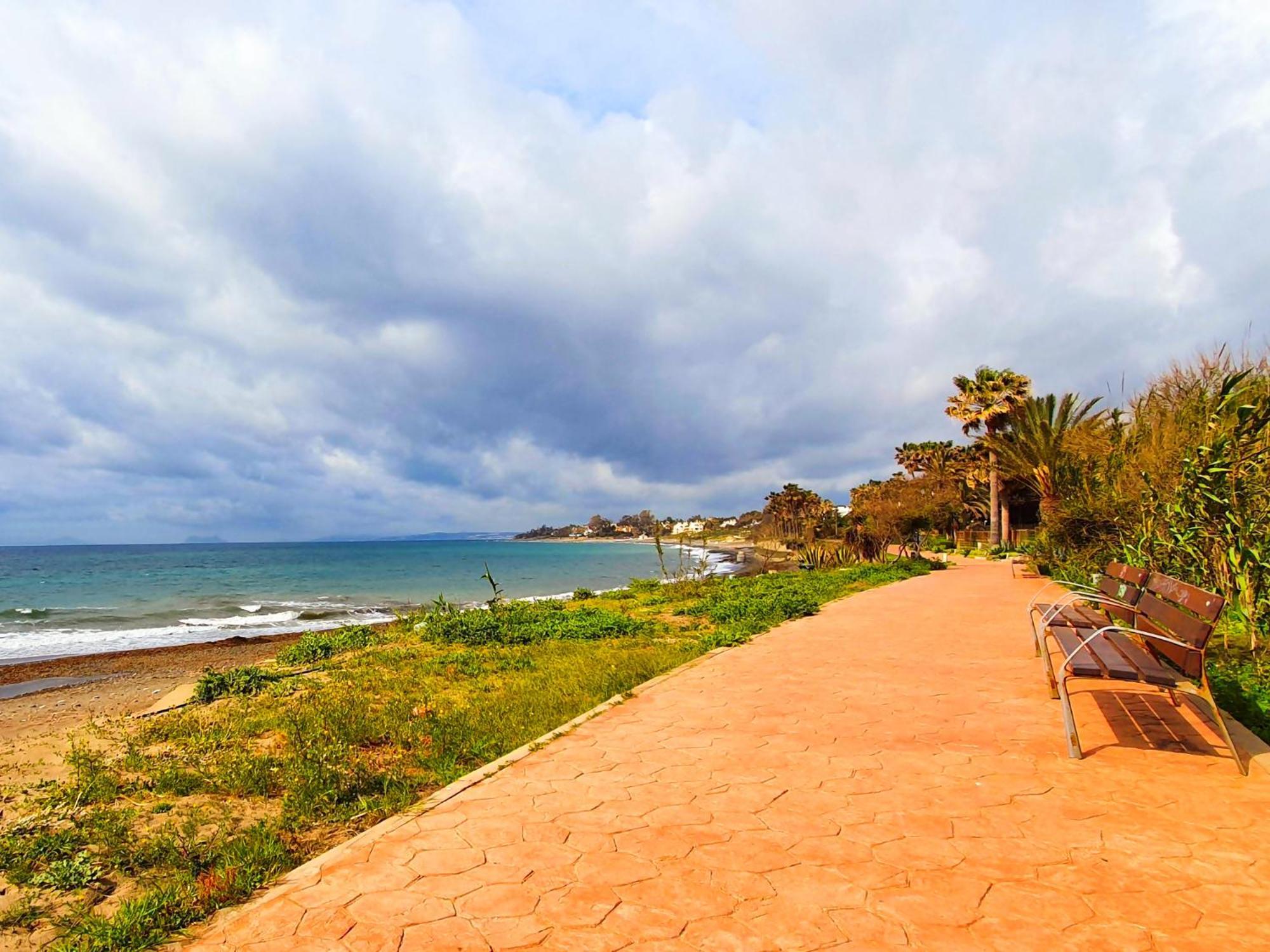 Luxury Frontline Residence Ehhouse Estepona Bagian luar foto