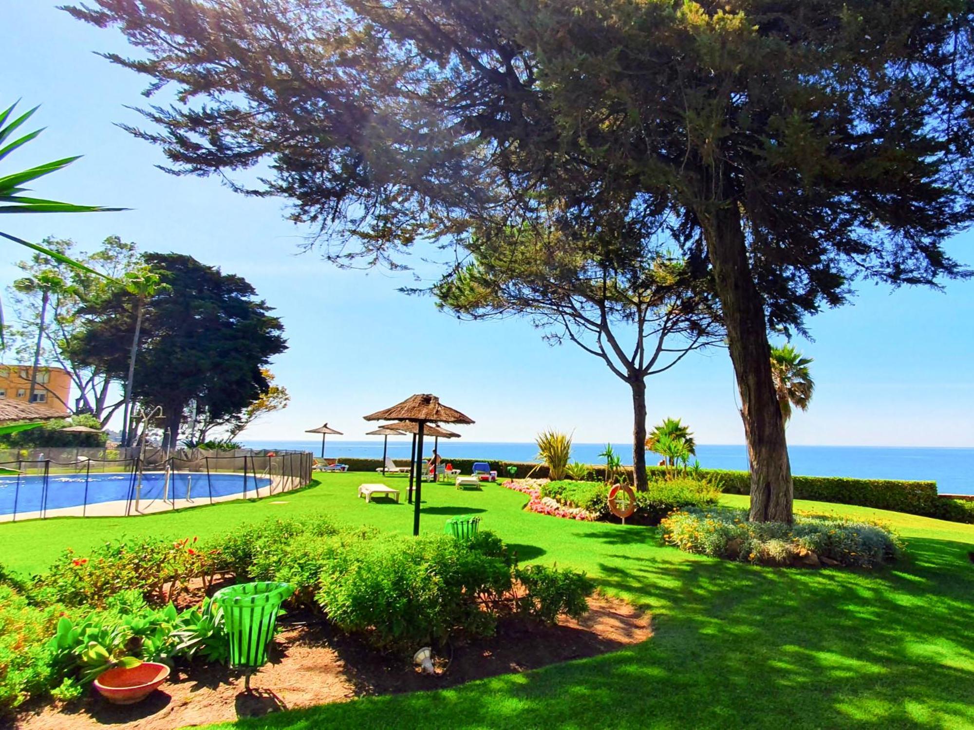 Luxury Frontline Residence Ehhouse Estepona Bagian luar foto